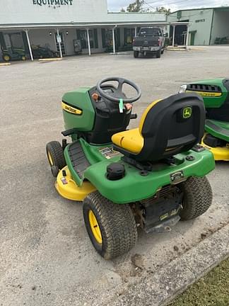 Image of John Deere X300 equipment image 2