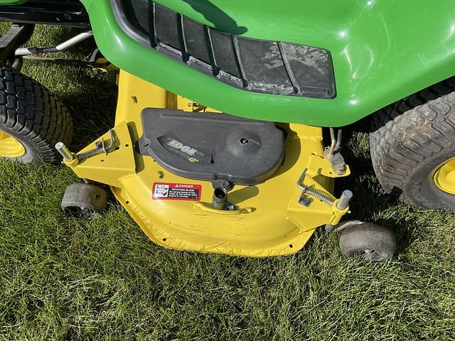 Image of John Deere X300 equipment image 4