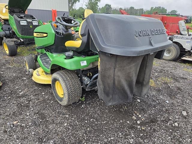 Image of John Deere X300 equipment image 2