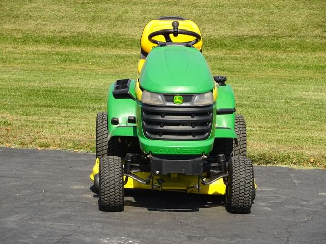 Image of John Deere X304 equipment image 3