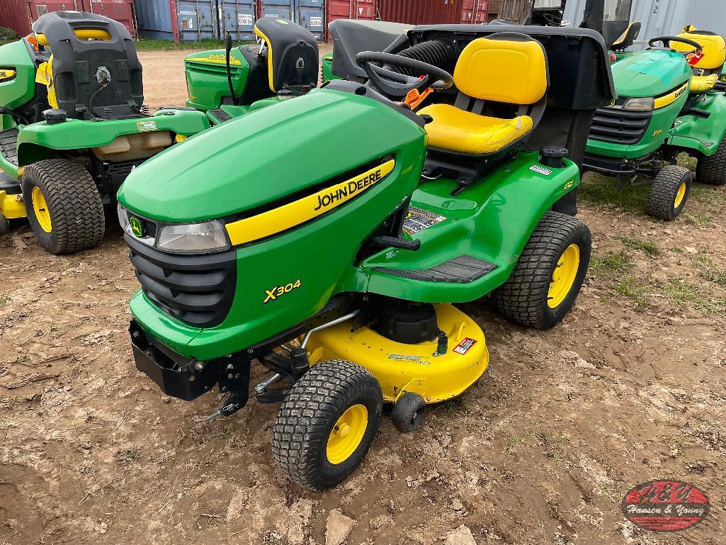 Image of John Deere X304 Primary image