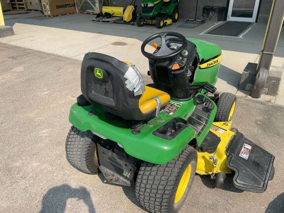 Image of John Deere X320 equipment image 2