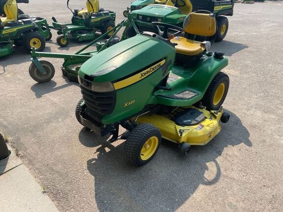 2012 John Deere X320 Equipment Image0