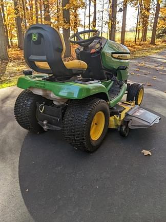 Image of John Deere X320 equipment image 2