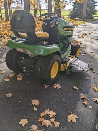 Image of John Deere X320 equipment image 4