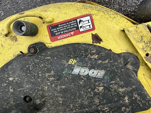 Image of John Deere X320 equipment image 3