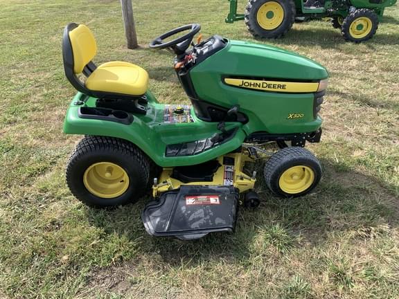 Image of John Deere X320 equipment image 2