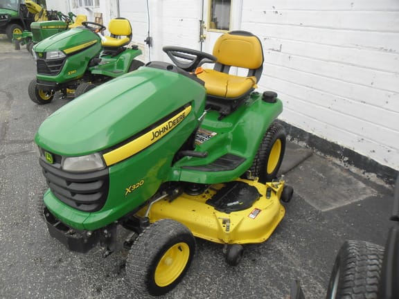 2012 John Deere X320 Equipment Image0