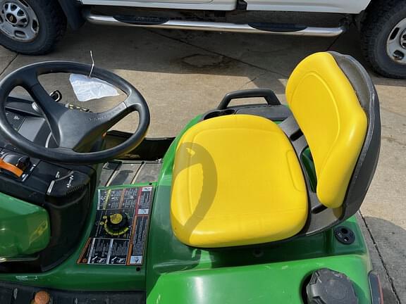 Image of John Deere X500 equipment image 3