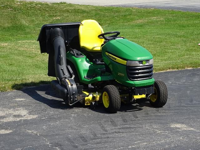 Image of John Deere X500 equipment image 2