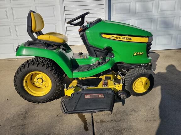 Image of John Deere X530 equipment image 4