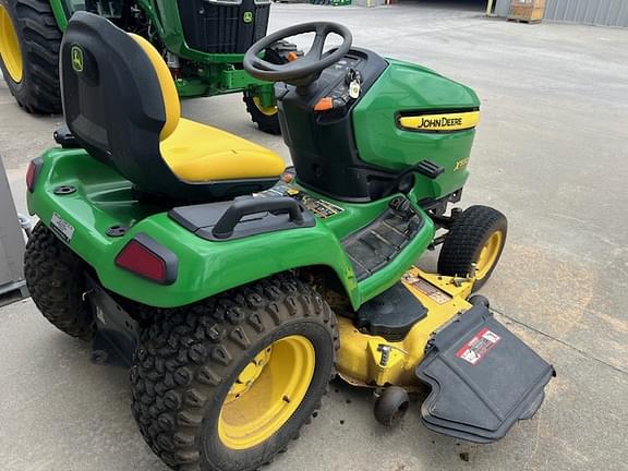 Image of John Deere X530 equipment image 3