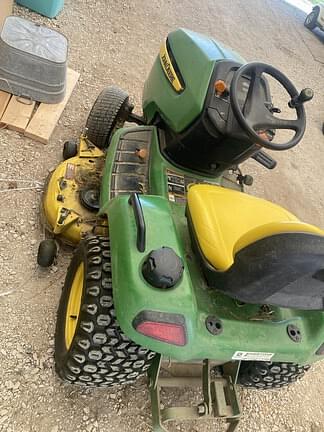 Image of John Deere X530 equipment image 4