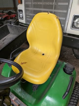Image of John Deere X534 equipment image 1