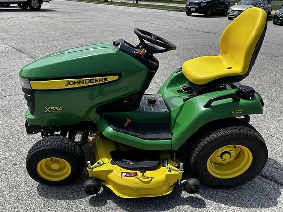 Image of John Deere X534 equipment image 1