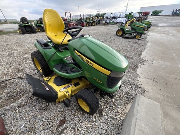 Image of John Deere X534 equipment image 3