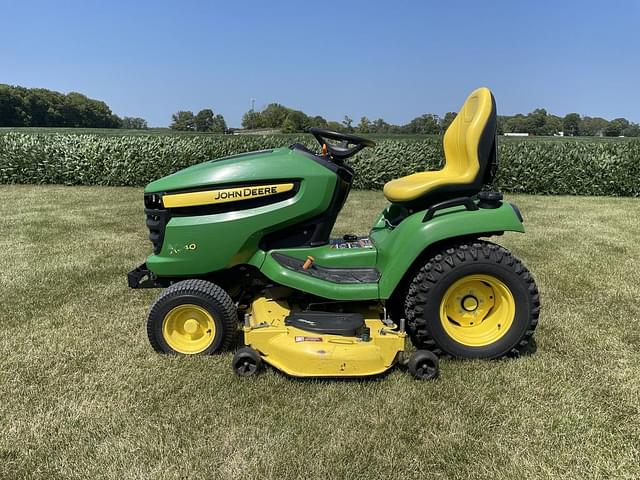 Image of John Deere X540 equipment image 1