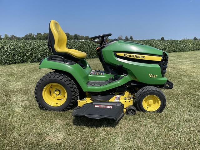 Image of John Deere X540 equipment image 4