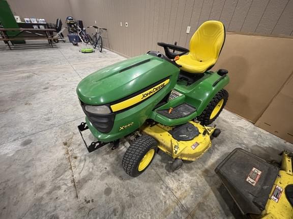 Image of John Deere X540 Primary image