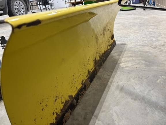 Image of John Deere X540 equipment image 1