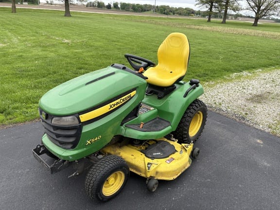 2012 John Deere X540 Equipment Image0