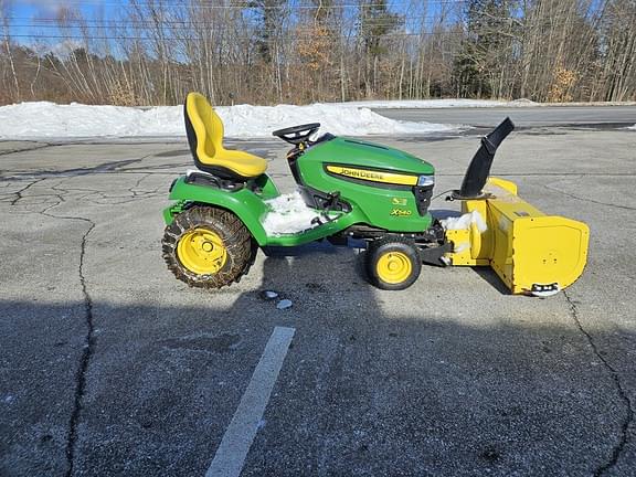 Image of John Deere X540 equipment image 1