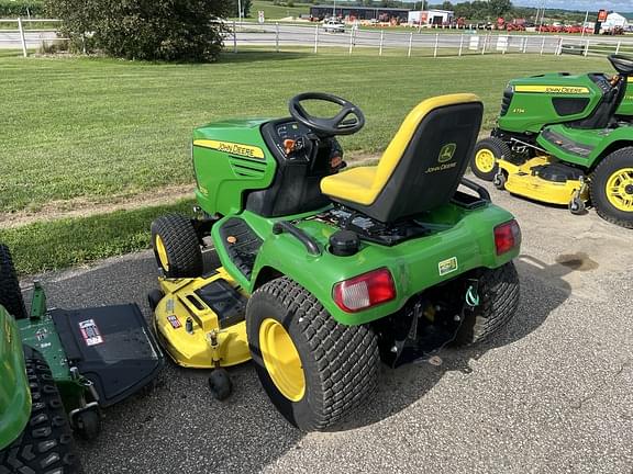 Image of John Deere X720 equipment image 2
