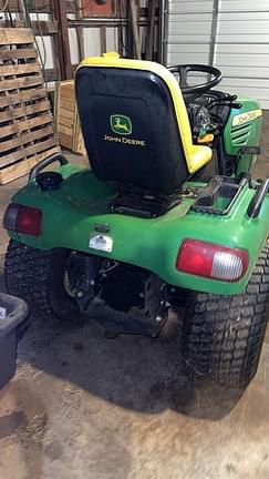 Image of John Deere X720 equipment image 2