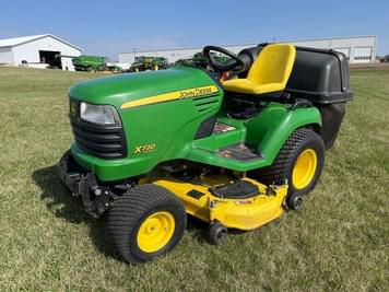 Main image John Deere X720