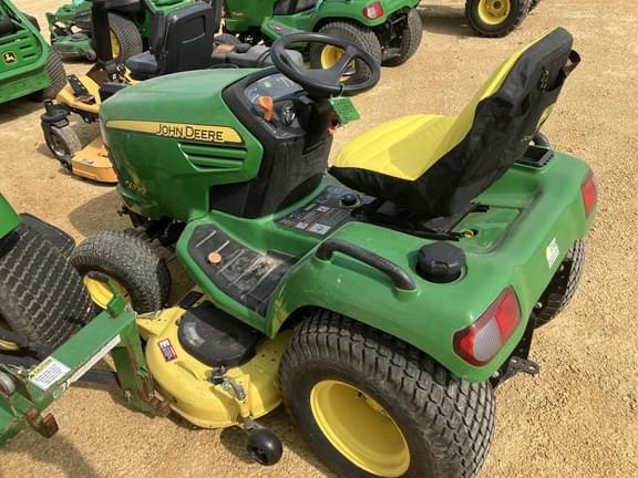 Image of John Deere X720 equipment image 2
