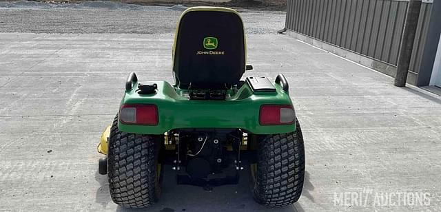 Image of John Deere X720 equipment image 3