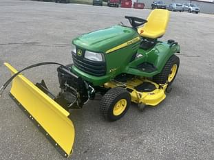 2012 John Deere X724 Equipment Image0