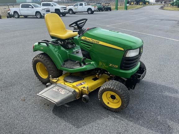 Image of John Deere X728 equipment image 2