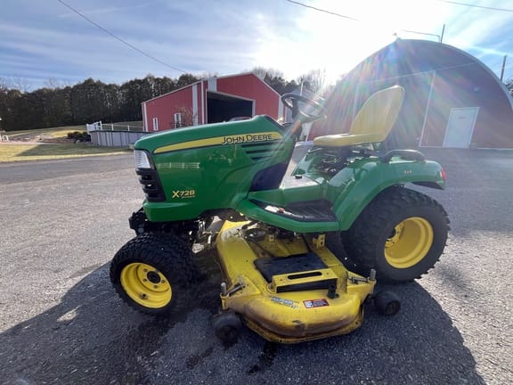 2012 John Deere X728 Equipment Image0