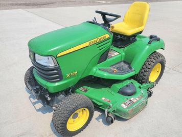 Main image John Deere X728