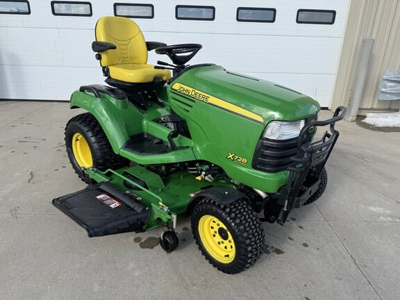 2012 John Deere X728 Equipment Image0