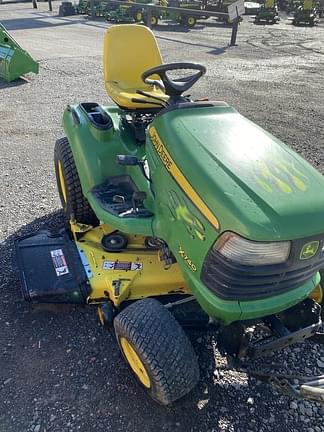 Image of John Deere X740 equipment image 1