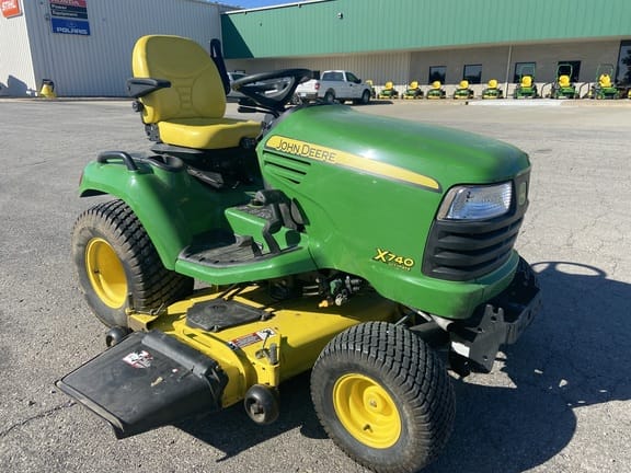 Main image John Deere X740