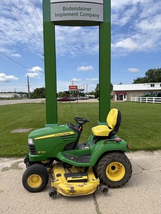 2012 John Deere X740 Equipment Image0