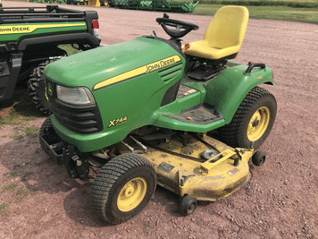 Main image John Deere X744