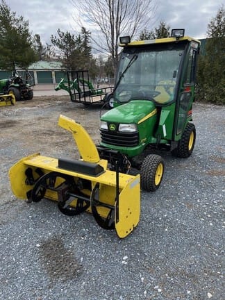 Main image John Deere X748