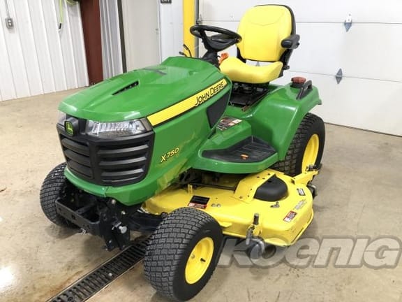 Main image John Deere X750