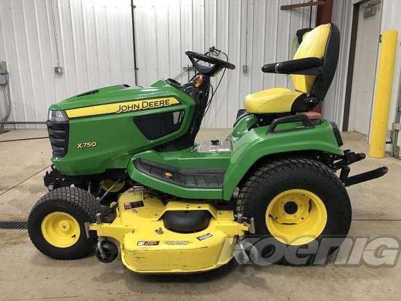 Image of John Deere X750 equipment image 2