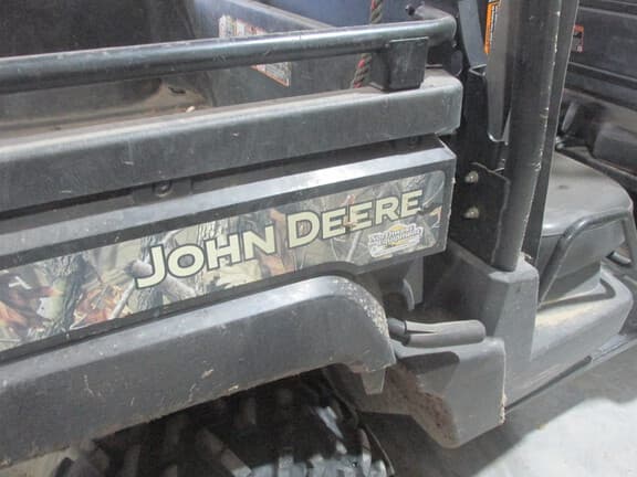 Image of John Deere XUV 550 S4 equipment image 1