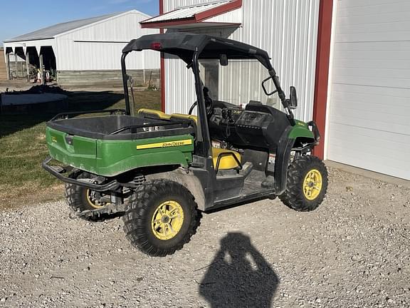 Image of John Deere XUV 550 equipment image 1