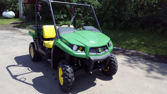 Image of John Deere XUV 550 equipment image 1