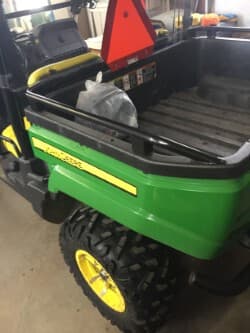 Image of John Deere XUV 550 equipment image 3