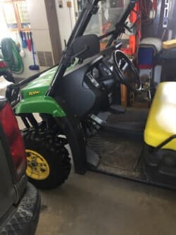 Image of John Deere XUV 550 equipment image 1