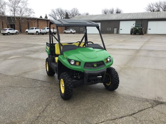 Image of John Deere XUV 550 equipment image 4