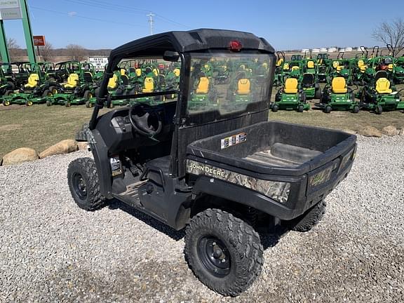 Image of John Deere XUV 550 equipment image 2